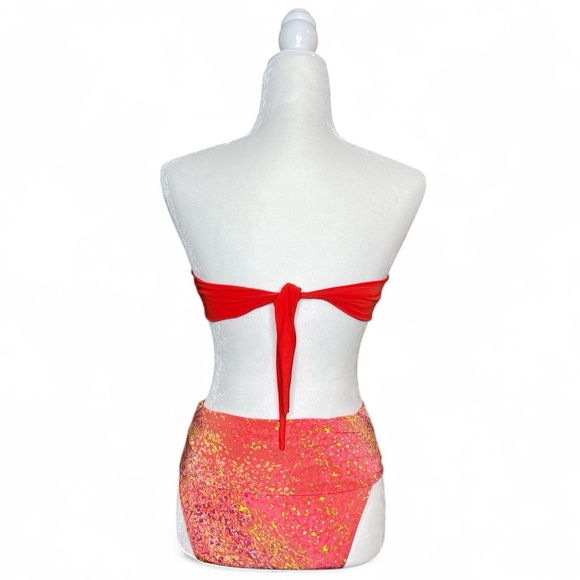 DiNiela High Waisted Bikini - Picture 2 of 11